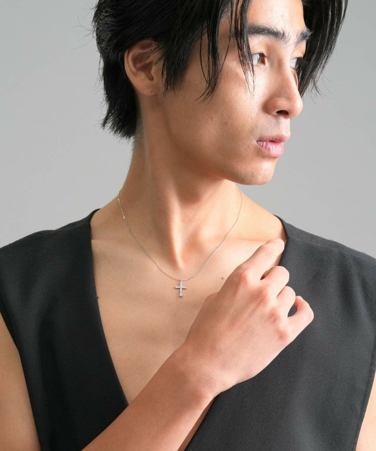 ヴィクトリアンクロスプチネックレス/プラチナ900＆850
