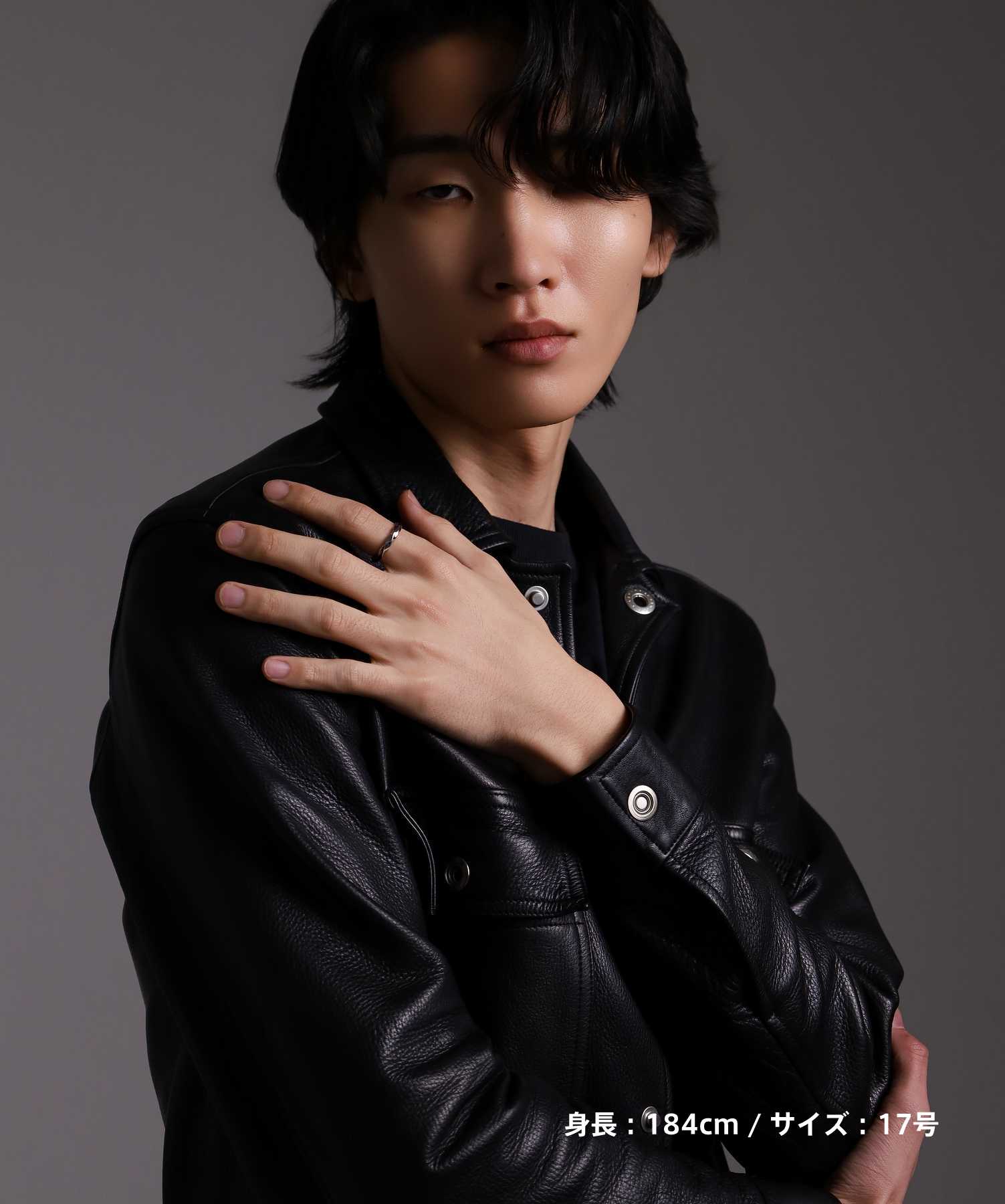 【WEB限定】デュオリング/ツイスト/サージカルステンレス（シルバー・ブラック）
