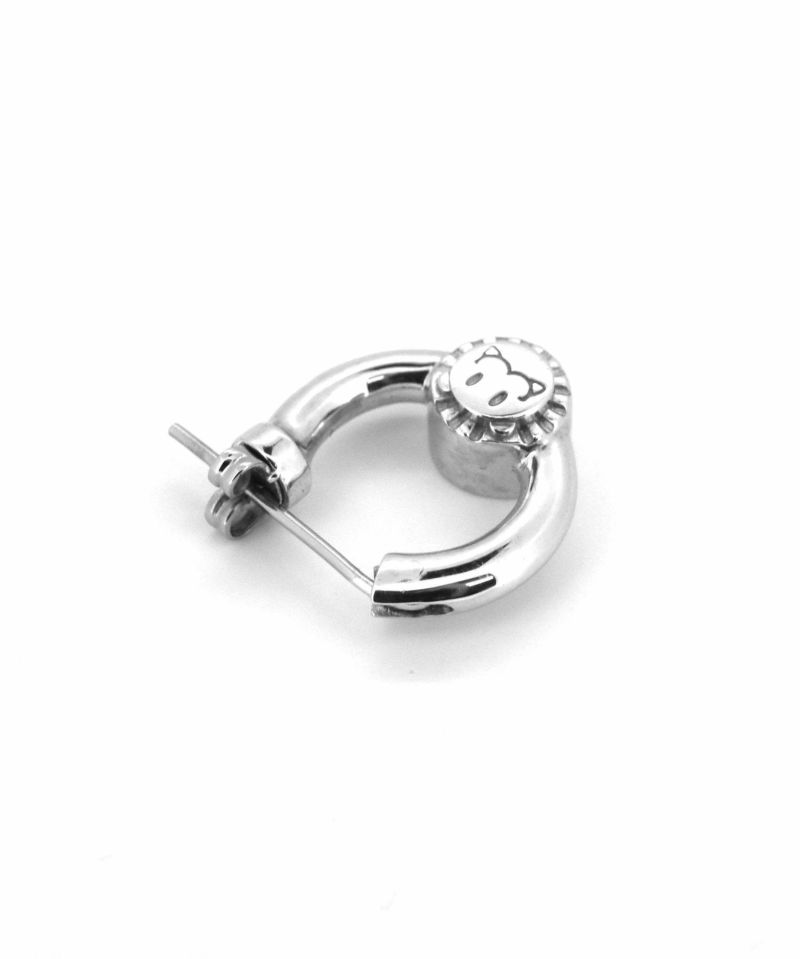 【新品未使用】 LION HEART（ライオンハート） クロッシングピアス LION HEART ピアス “for Gift”クロッシングピアス/ツイスト