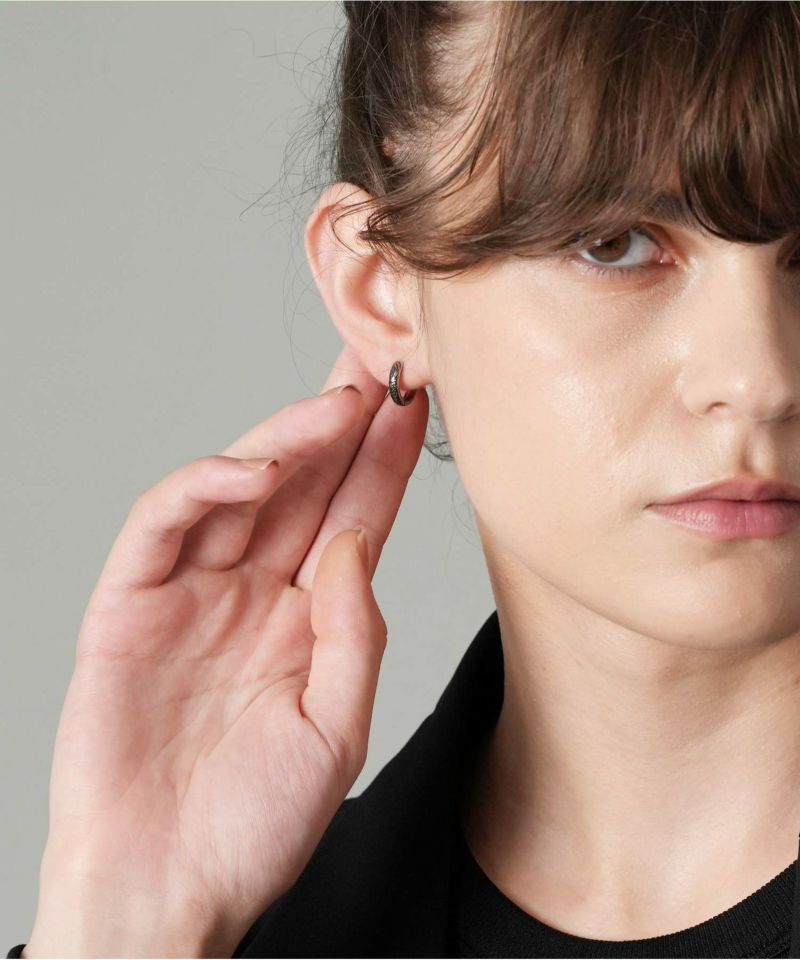 ☆Baublebar☆ライオンキング ヤングシンバ フープピアス 限定展開】“THE EDGE”カッティングフープピアス/サージカル