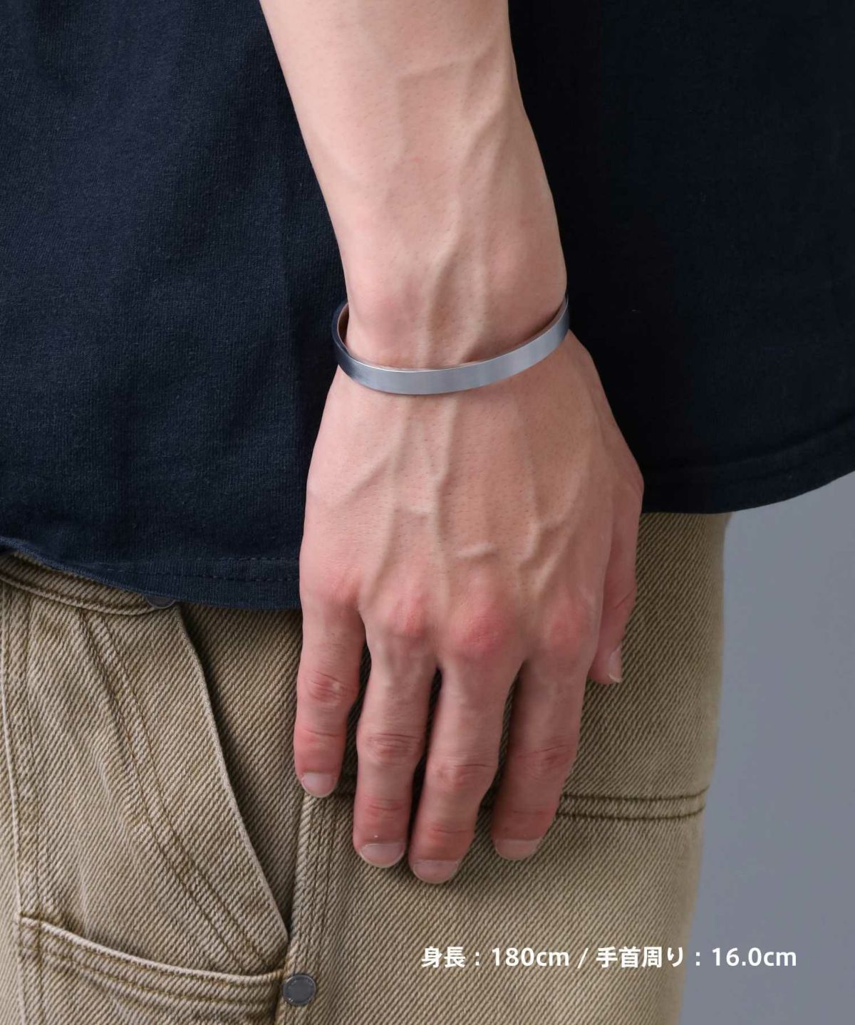 【WEB限定】ワイドストレートバングル/サージカルステンレス