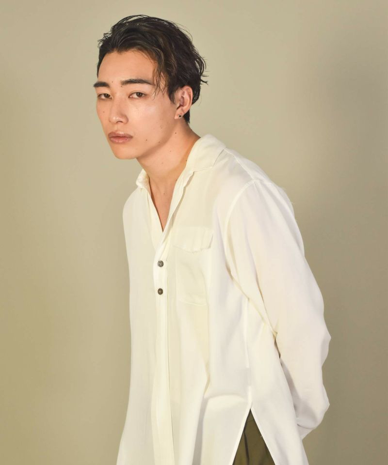 スタッズピアス/era pyramid stud/K10ゴールド