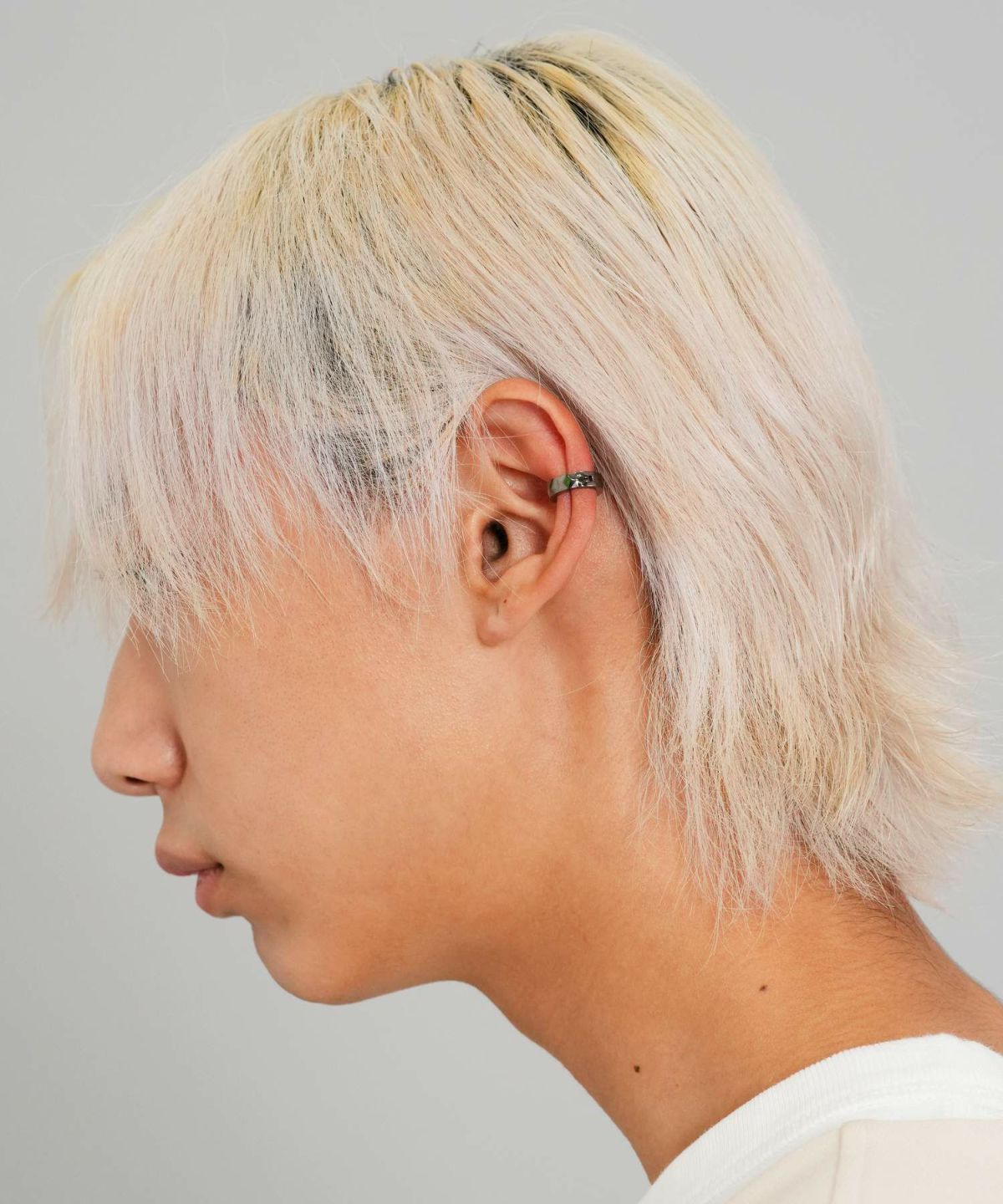 【WEB限定】カッティングイヤーカフ/ライトブラック/サージカルステンレス316L（金属アレルギー対応）