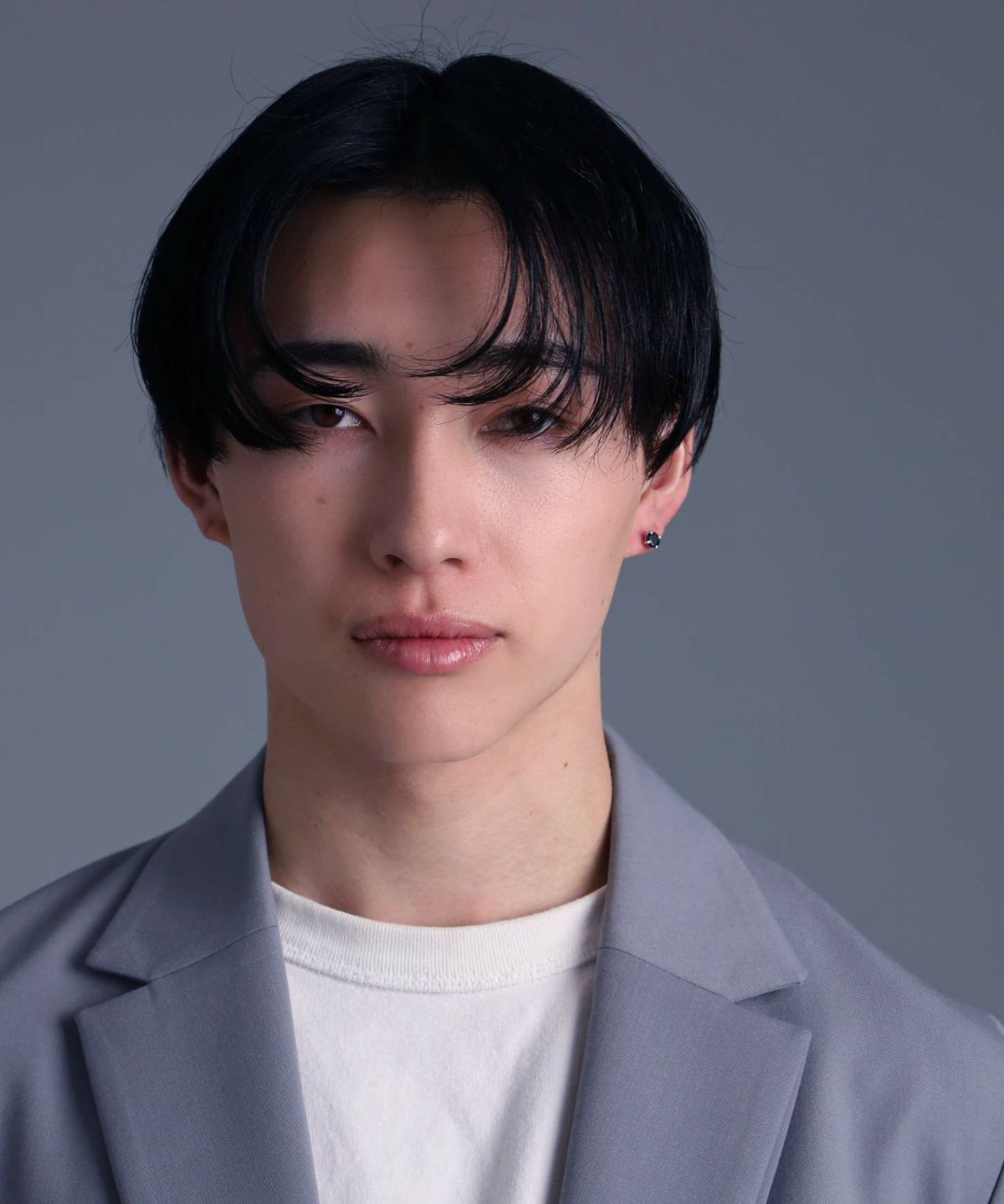 スタッズピアス/ロゴ/ブラックジルコニア/シルバー925