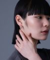 クラッチピアス/サイドストーン/ブラックジルコニア/シルバー92