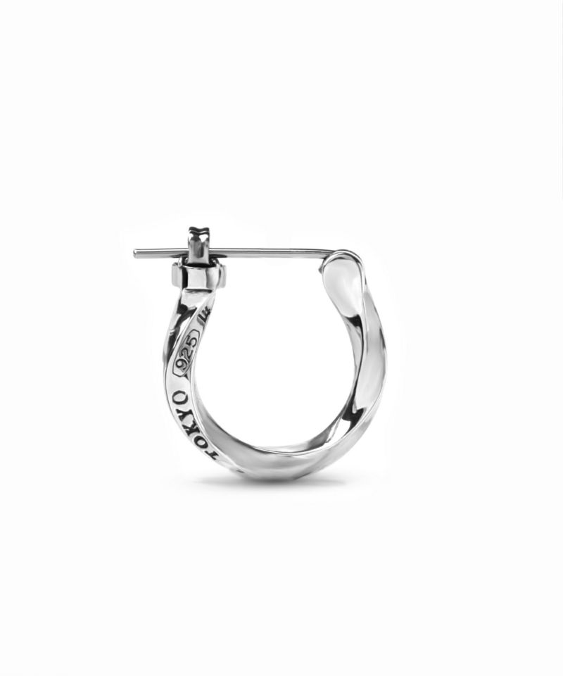 クロッシングピアス/ツイストクラシックロゴ/シルバー925
