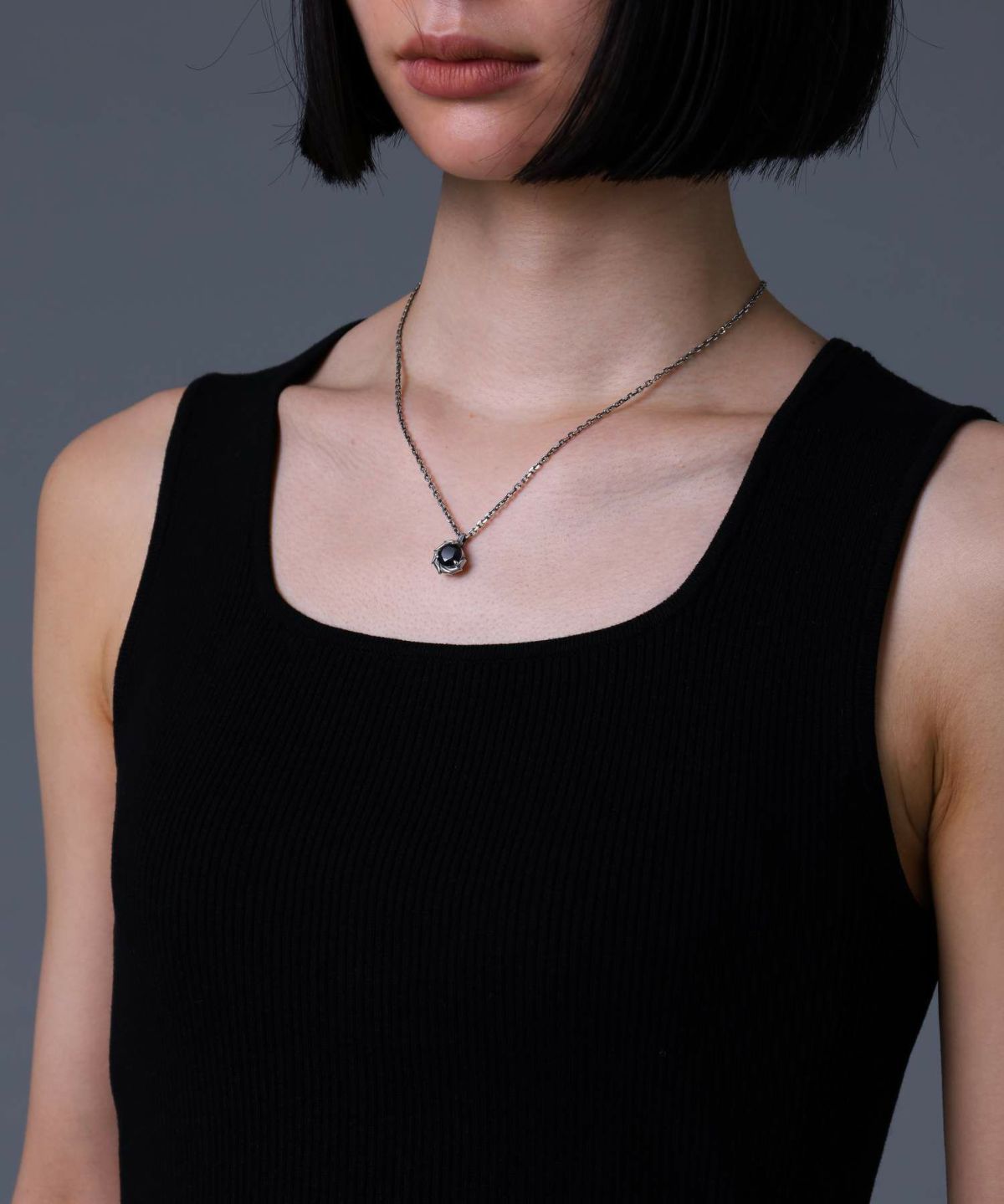 タテガミサイドシルバーネックレス/ブラックジルコニア/シルバー925