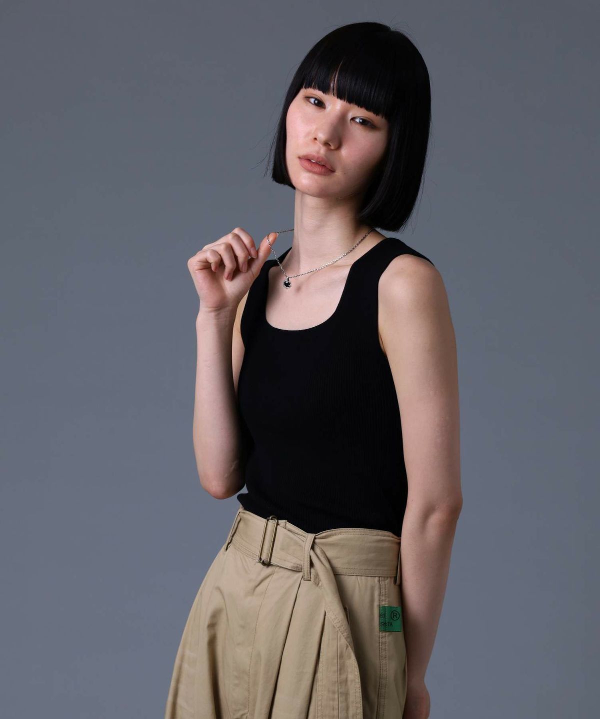 タテガミサイドシルバーネックレス/ブラックジルコニア/シルバー925