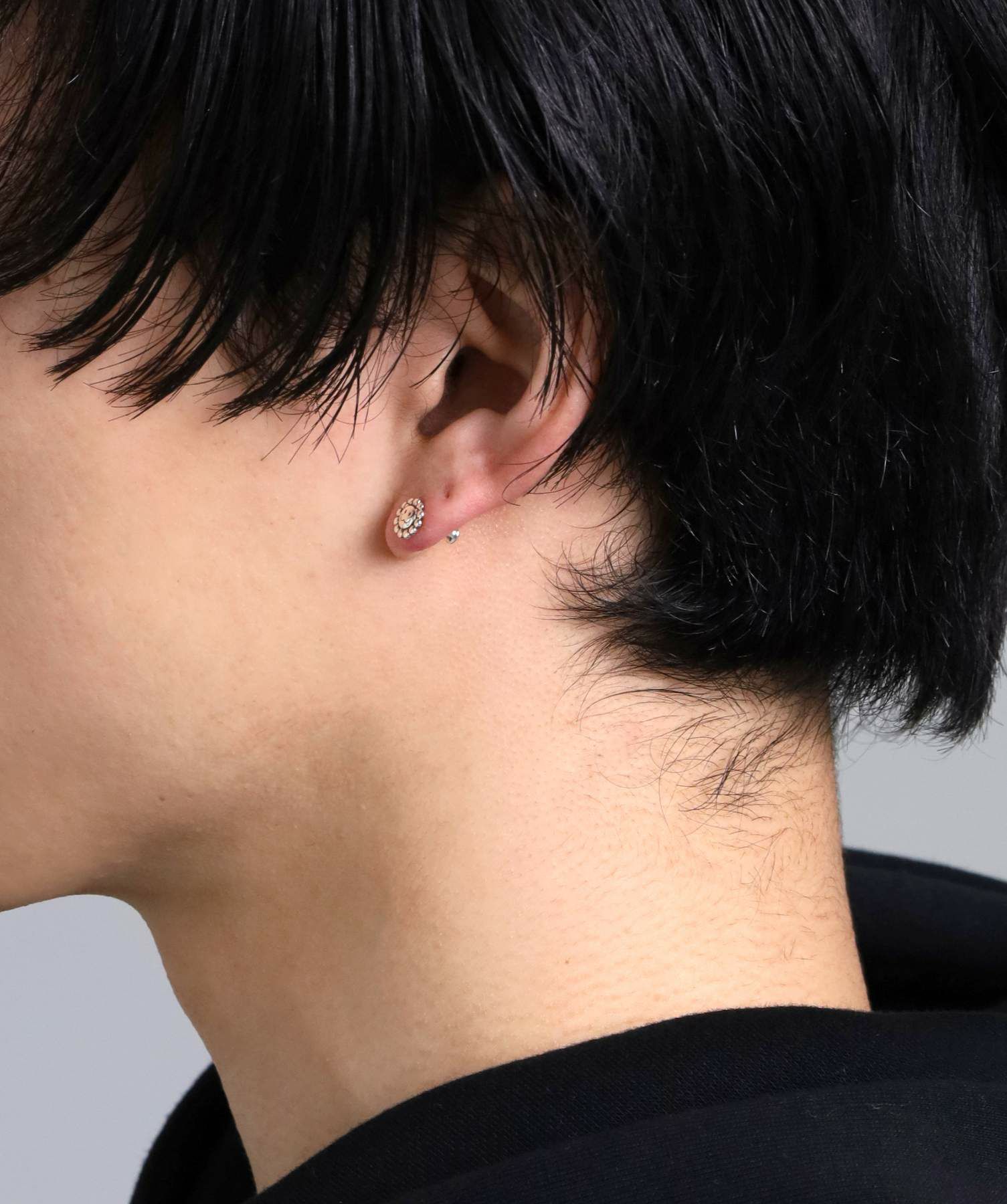 LION HEART シルバーピアス LEO スタッズピアス/フラワーレオ/シルバー925 | LION HEART STORE