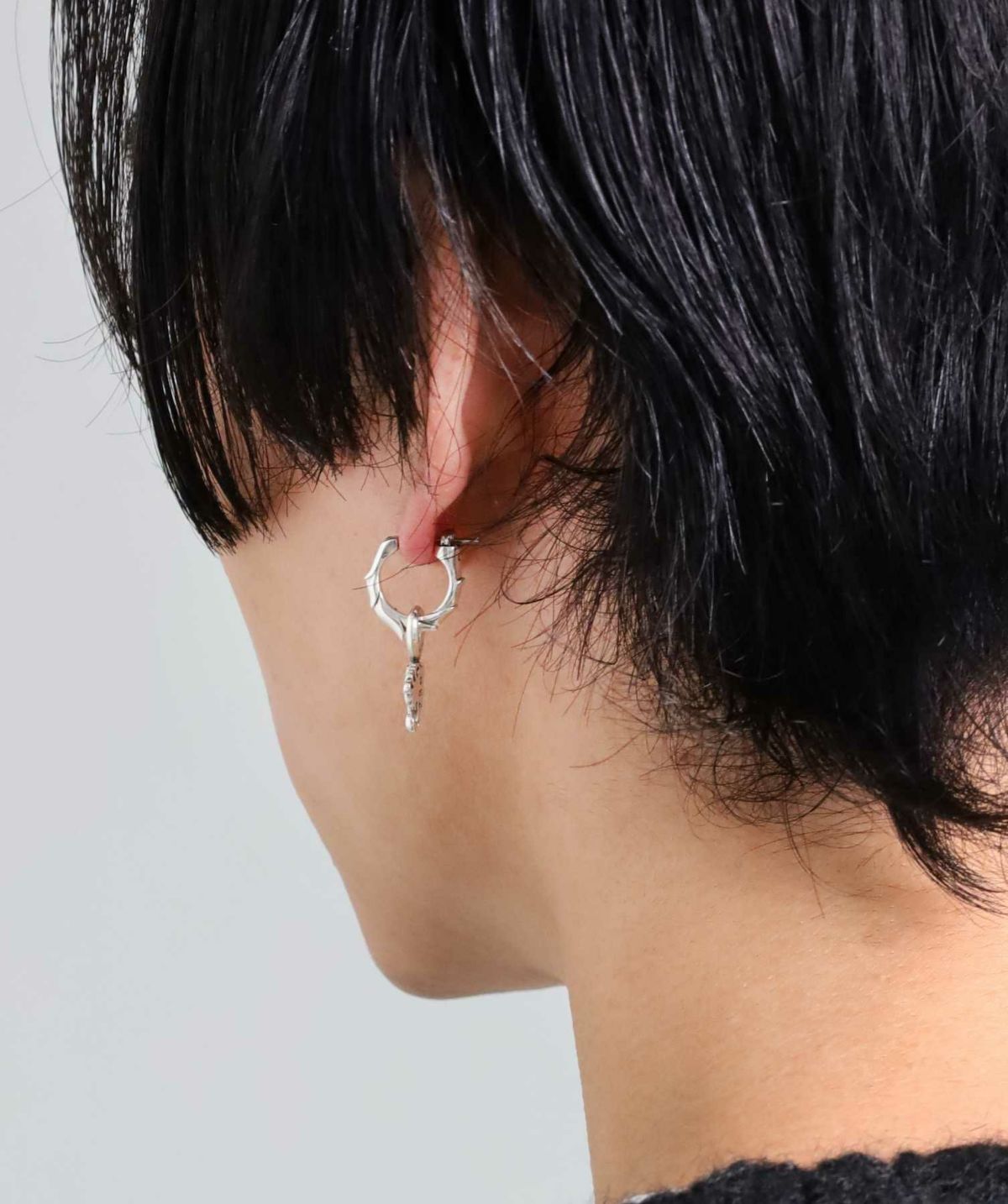  “HOWL”クロッシングピアス/タテガミフープ＆HOWLチャーム/シルバー925