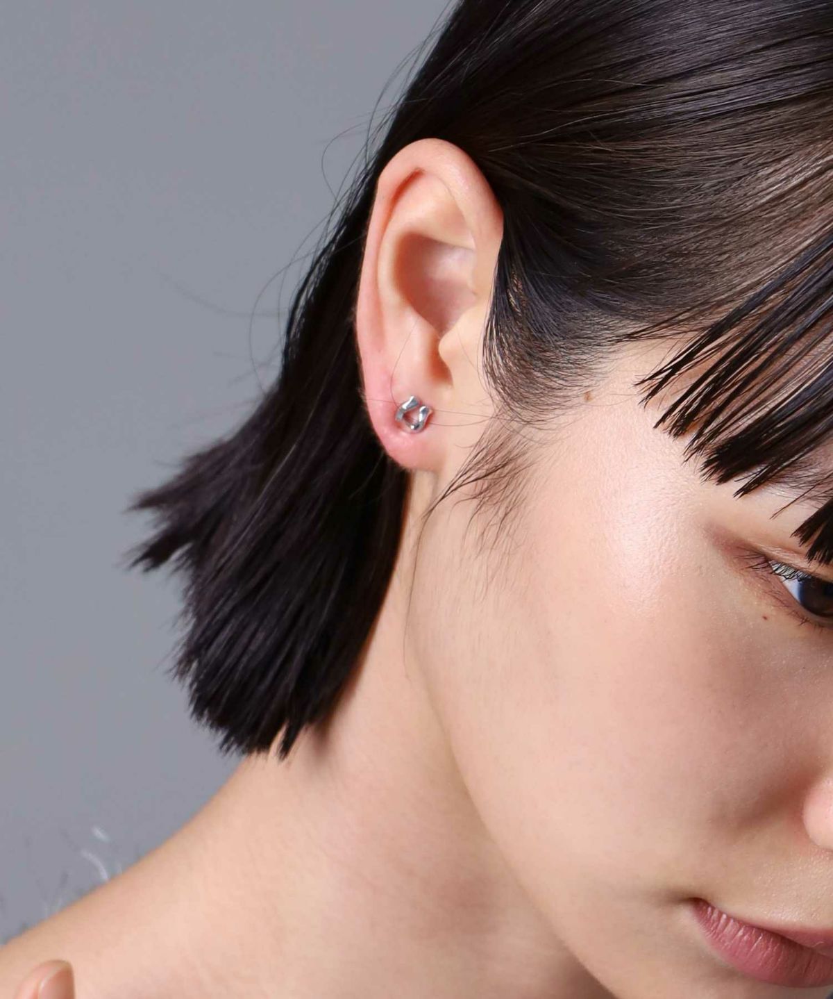 “for Gift”スタッズピアス/フラグメントホースシュー/シルバー925